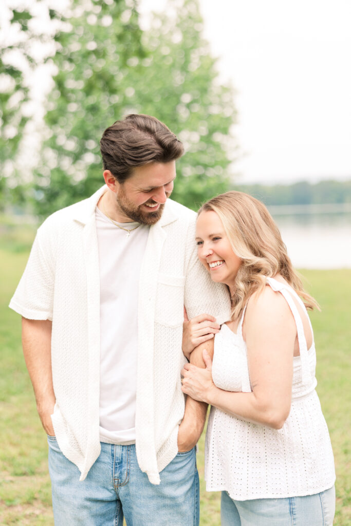 Natural light family photographer in Chattanooga Tennessee