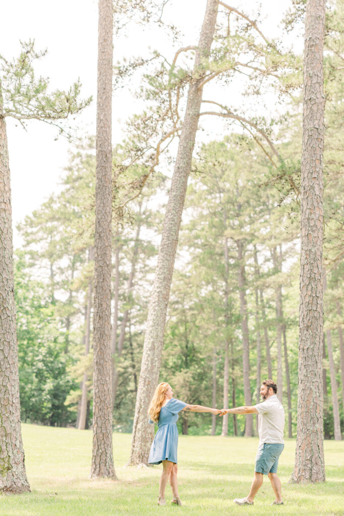 Outdoor lifestyle family photographer serving Chattanooga TN
